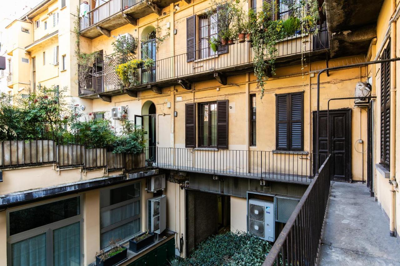 Kandinsky - Exclusive Apartment Милано Екстериор снимка
