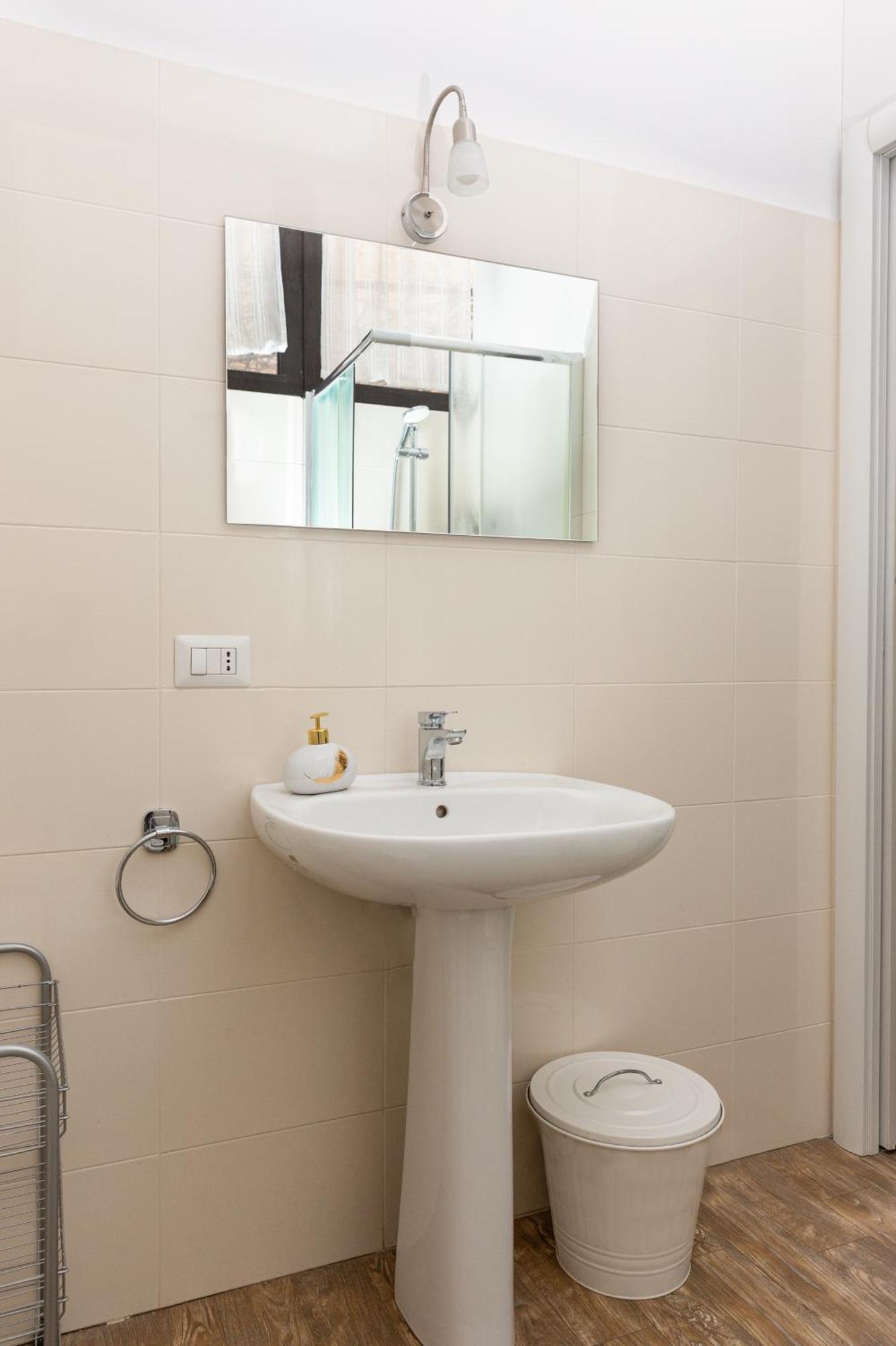 Kandinsky - Exclusive Apartment Милано Екстериор снимка