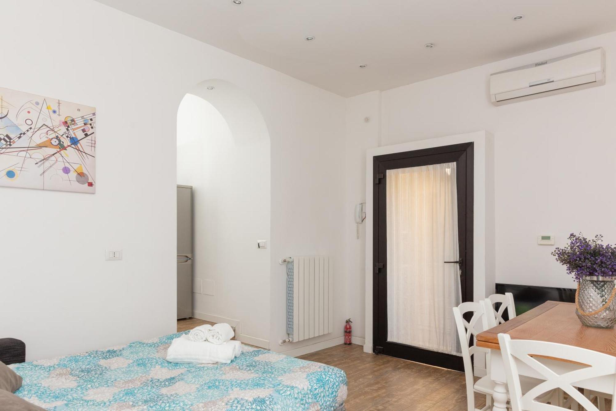 Kandinsky - Exclusive Apartment Милано Екстериор снимка